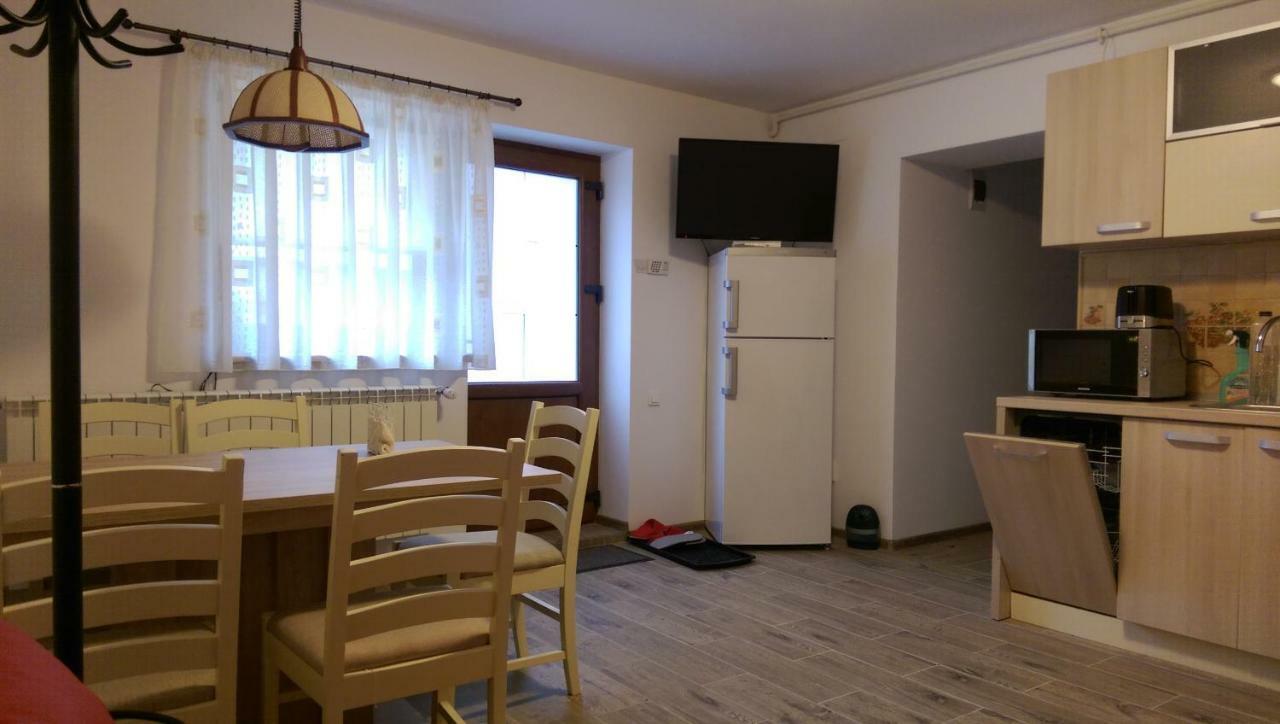 Aterman Apartment'S Sinca Veche Eksteriør billede